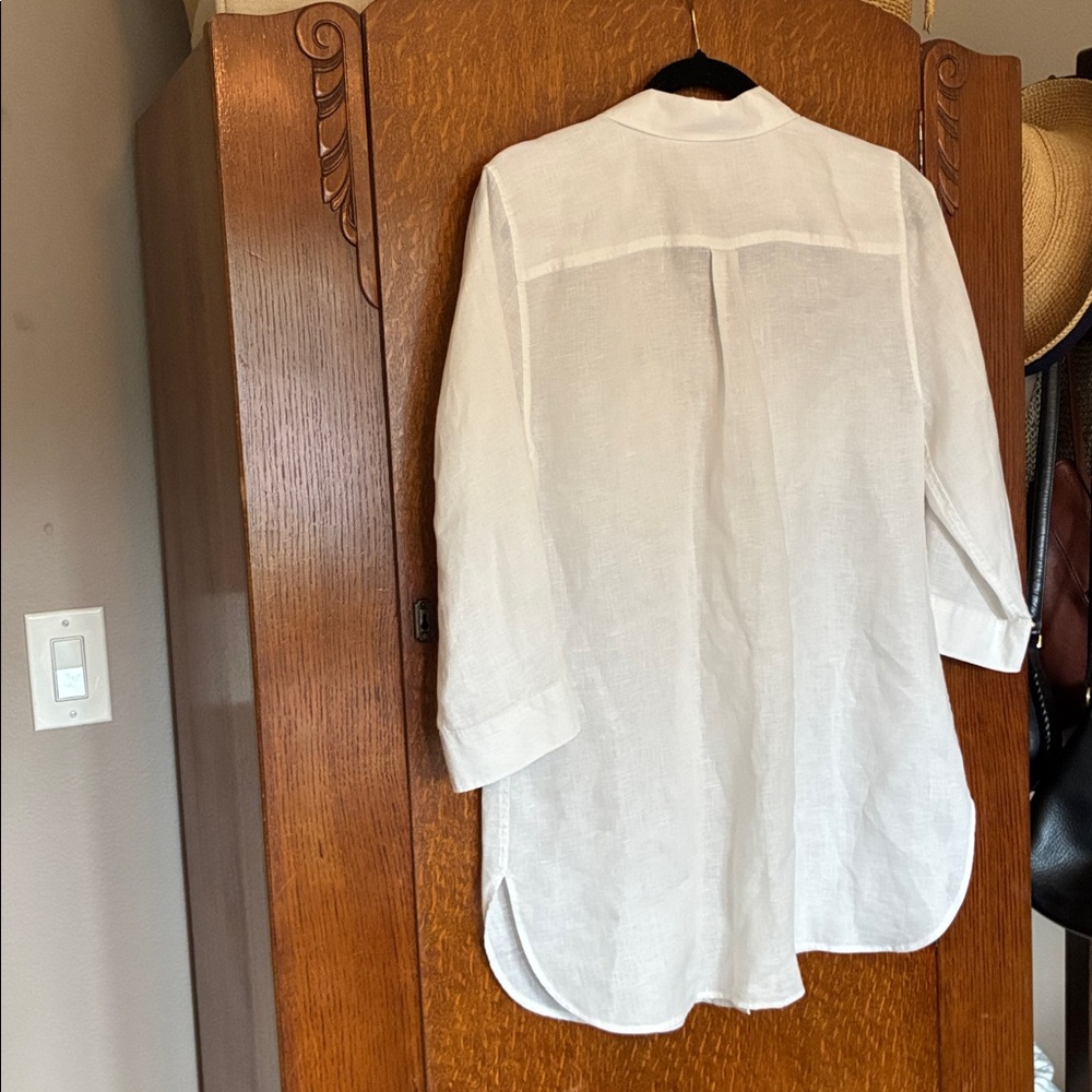Chico's Elegant White 100% Linen Blouse - M (1) - Picture 4 of 5